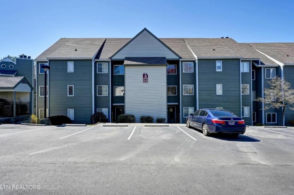 New- Lovely 2-Bdr2Bath Gatlinburg Condo With Resort Indoor Pool Hot Tub Wi-Fi, Great Location Exterior photo