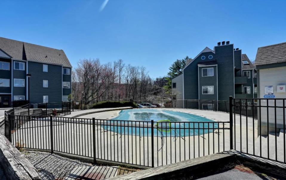 New- Lovely 2-Bdr2Bath Gatlinburg Condo With Resort Indoor Pool Hot Tub Wi-Fi, Great Location Exterior photo